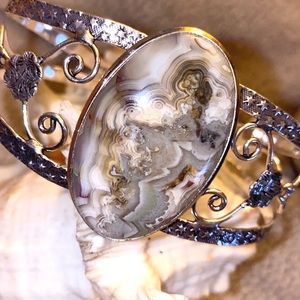 Mexican Laguna Lace statement cuff